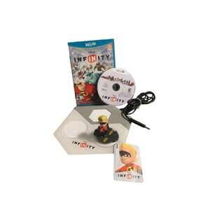 Disney Infinity Wii U Starter kit Dash card disk game base The Incredibles